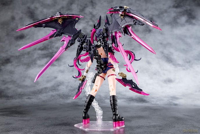Megami Device Plastic Model Kit 1/1 Desire Maiden Raider 18 cm