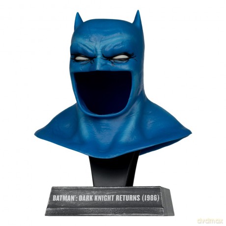 The Dark Knight Returns DC Direct Mini Replica 1/3 Batman Cowl 19 cm