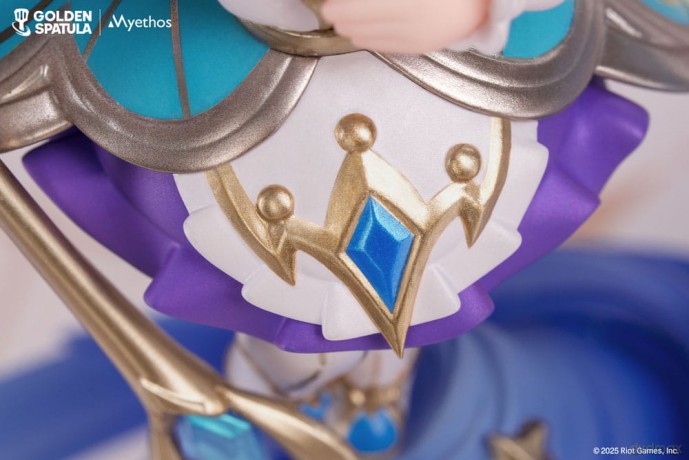Golden Spatula PVC Statue Prestige Perfume Gem Chibi Janna Figure 17 cm