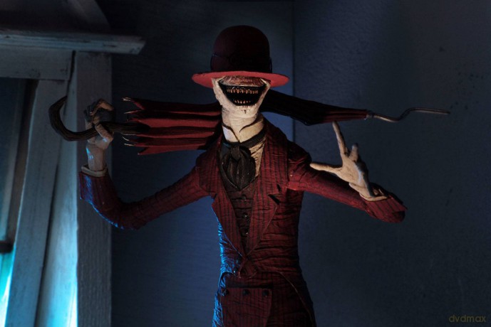 The Conjuring Universe Action Figure Ultimate Crooked Man 23 cm
