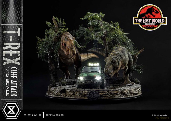 Jurassic World: The Lost World Statue 1/15 T-Rex Cliff Attack 53 cm