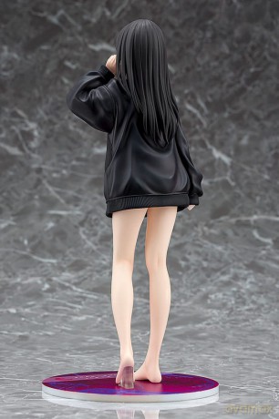 Lycoris Recoil PVC Statue 1/7 Takina Inoue: Oversized Sweatshirt Ver. 25 cm