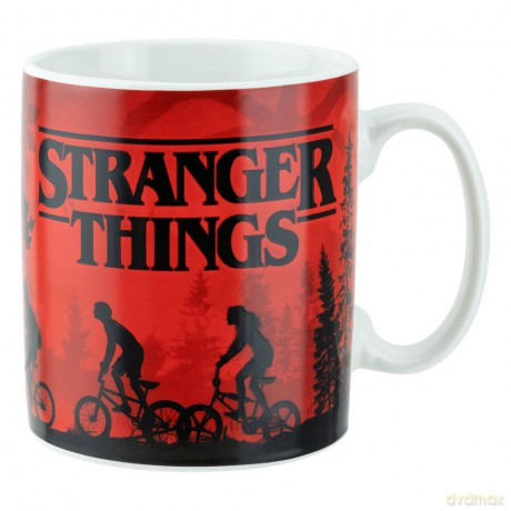 Stranger Things Kubek + naklejka