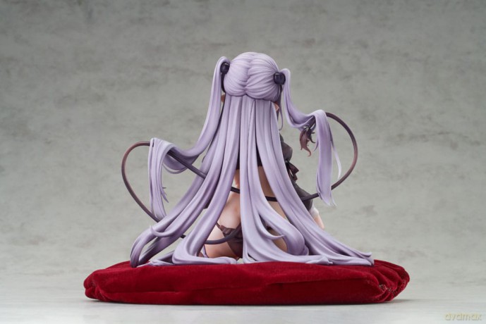 Original Character PVC Statue 1/6 Chloe Illustrated by Tamanokedama 18 cm