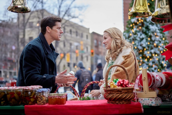 Hallmark Countdown to Christmas 9-Movie Collection (Sugarplummed, A Carol for Two, Christmas on Call, Happy Howlidays and more) [DVD]