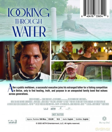 Looking Through Water [Blu-Ray]