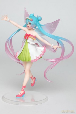 Hatsune Miku PVC Statue Hatsune 3rd season Spring Ver. Reissue 18 cm