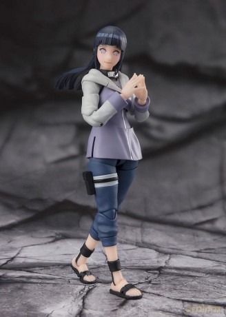 Naruto S.H.Figuarts Action Figure Hinata Hyuga Virtuous Byakugan 13 cm