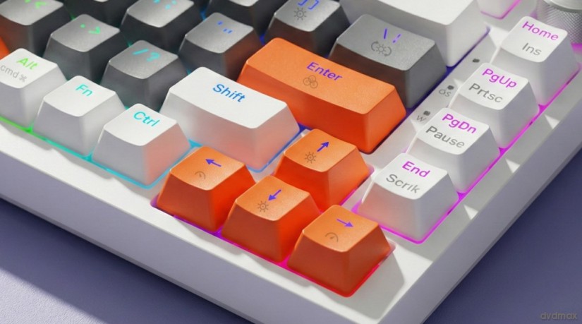 Klawiatura magnetyczna ASTRAL White OUTEMU White jade RGB 3 kolory keycapów