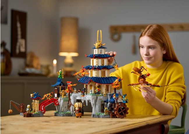 Klocki Ninjago 71814 Turniejowe miasto ze świątynią [KLOCKI]