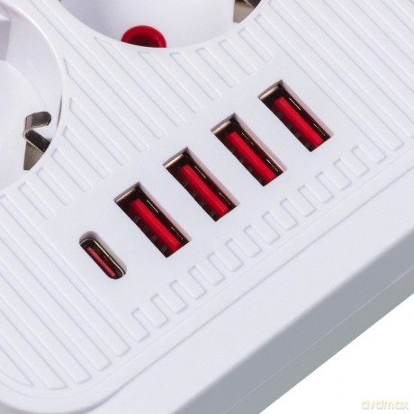 Listwa zasilająca MCE391 W 6 gniazd 4xUSB-A 1xUSB-C 110-240V AC 50/60Hz, 2.1A max 2500W, biała