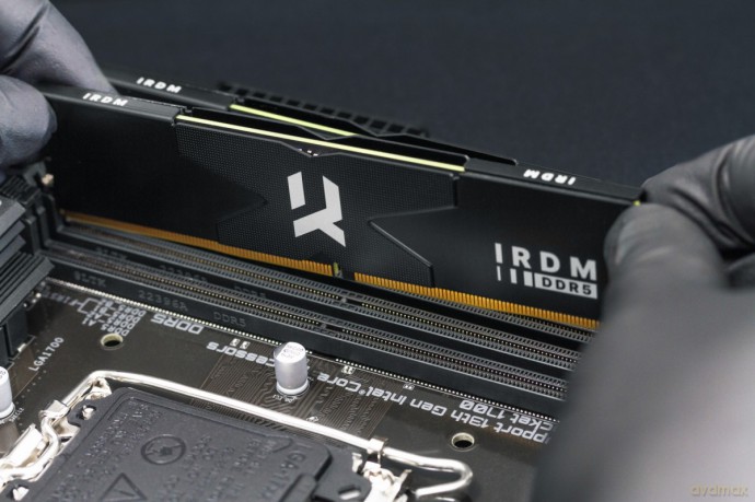 Pamięć DDR5 IRDM 32GB(2*16GB) /7200 CL34