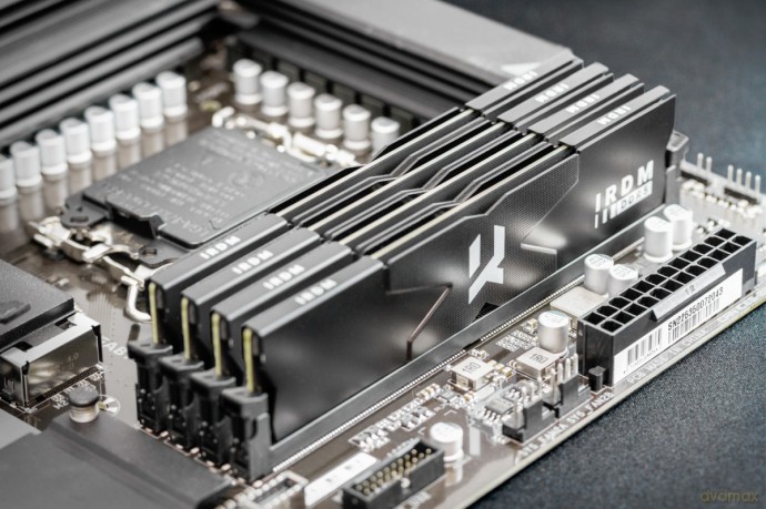 Pamięć DDR5 IRDM 32GB(2*16GB) /7400 CL36