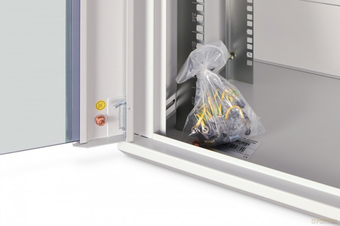 Szafa sieciowa wisząca Dynamic 19" 16U rack 785x600x450mm, drzwi szyba, szara, niezłożona, 60kg