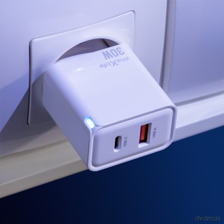 Maxlife ładowarka sieciowa GaN PD QC MXTC-09-30AC 1x USB-C 1x USB 30W biała