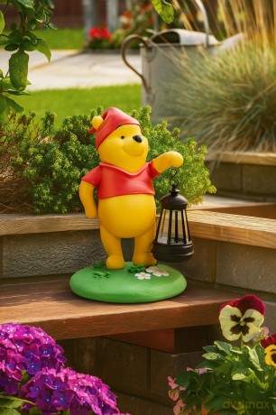 Disney LunaGlo Light Winnie the Pooh Gnome 27 cm