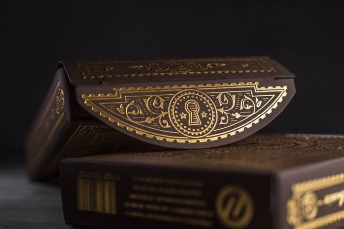 Theory 11 Playing Cards Medallion