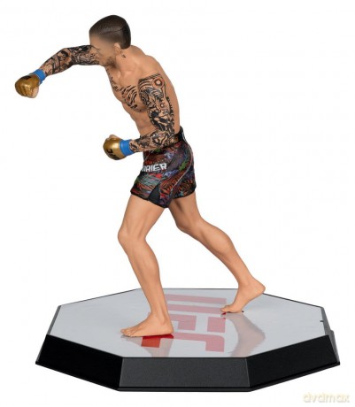 UFC Posed PVC Statue Dustin Poirier 16 cm