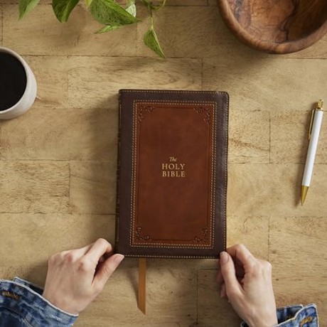 1611 KJV with Apocrypha, Brown Leathersoft: Holy Bible - Thomas Nelson [KSIĄŻKA]