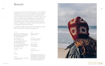 A Crochet Year: 20 Striking and Seasonal Projects - Zoë Curtis [KSIĄŻKA]