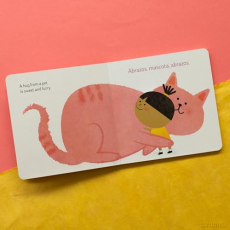 Abrazos for Baby: A Little Book of Hugs: 3 (Little Libros of Love) - Jen Arena [KSIĄŻKA]