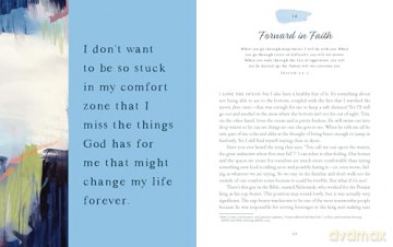 Any Given Moment: 52 Devotions and Prayers to Feel the Goodness of God - Sarah Molitor [KSIĄŻKA]