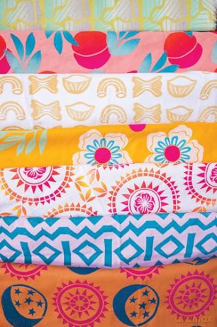 Art of Fabric Block Printing: An Illustrated Guide with 12 Playfully Modern Projects - Andria Green [KSIĄŻKA]