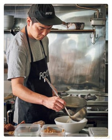 Best-Ever Homemade Ramen: Secrets of a Japanese Ramen Chef - Shigekazu Takanashi [KSIĄŻKA]