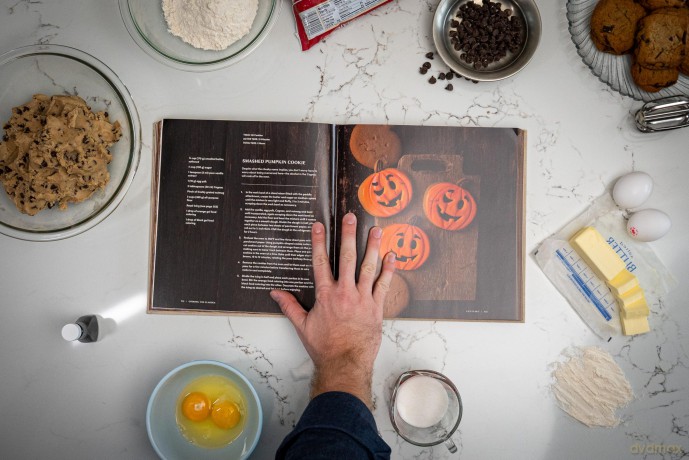 COOKIES: The Classics - The Coastal Kitchen [KSIĄŻKA]