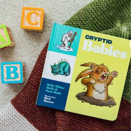 Cryptid Babies: Unique Baby Books (Cryptid Book) - Kelly Milner Halls [KSIĄŻKA]