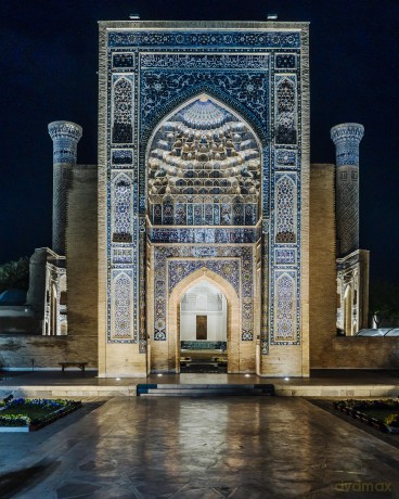 Discovering Uzbekistan - Dariya Sirotina [KSIĄŻKA]