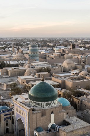 Discovering Uzbekistan - Dariya Sirotina [KSIĄŻKA]