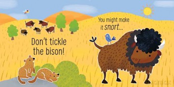 Don't Tickle the Turkey! (DON'T TICKLE Touchy Feely Sound Books): Interactive Touch And Feel Sensory Animal Adventure Sound Book - Sam Taplin [KSIĄŻKA]