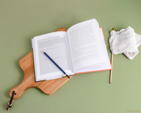 Don't Worry, Warrior!: 10 Strategies to Battle Anxiety Using Practical Tools from God's Word - Levi Lusko [KSIĄŻKA]