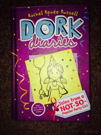Dork Diaries 1 [KSIĄŻKA]