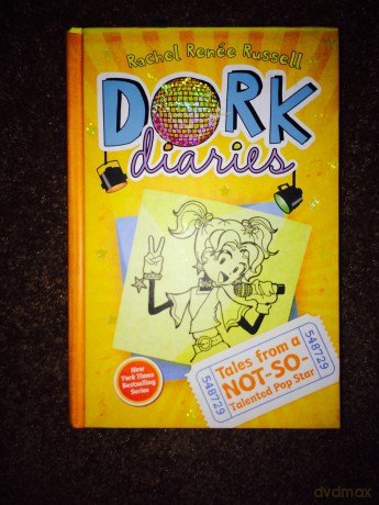 Dork Diaries 1 [KSIĄŻKA]