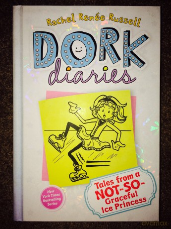 Dork Diaries 1 [KSIĄŻKA]