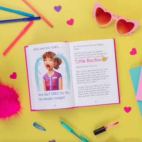 Dork Diaries Full-Colour Edition: Tales from a Not-So-Fabulous Life - Rachel Renee Russell [KSIĄŻKA]
