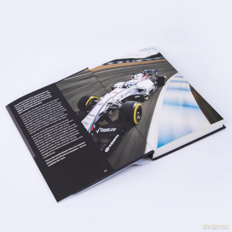 Driven: The Inspirational Memoir from the Formula One Trailblazer, featuring an afterword by Mercedes Team Principal Toto Wolff - Susie Wolff [KSIĄŻKA]