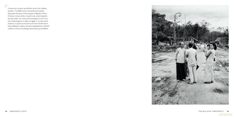 Emergency Exits: IWM Photography Collection - Carl Warner [KSIĄŻKA]
