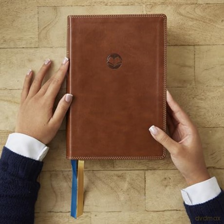 Enduring Word Study Bible: Pastoral Commentary from Every Chapter of the Bible (NKJV, Brown Leathersoft, Red Letter, Comfort Print) - Thomas Nelson [KSIĄŻKA]