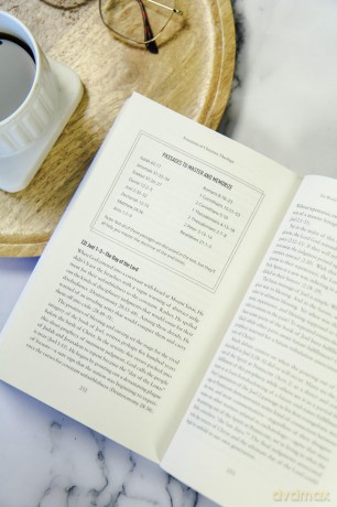 Essentials of Christian Theology: Foundations of the Christian Faith - Nathan D. Holsteen [KSIĄŻKA]