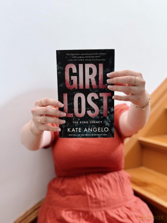 Girl Lost: 1 (The King Legacy) - Kate Angelo [KSIĄŻKA]