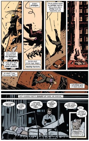 Hawkeye: My Life As A Weapon (Marvel Premier Collection): 1 - Matt Fraction [KSIĄŻKA]