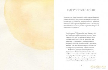 Hold Nothing: An Invitation to Let Go and Come Home to Yourself - Elena Brower [KSIĄŻKA]