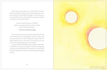 Hold Nothing: An Invitation to Let Go and Come Home to Yourself - Elena Brower [KSIĄŻKA]