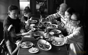 House of Nanking: Family Recipes from San Francisco's Favorite Chinese Restaurant - Kathy Fang [KSIĄŻKA]