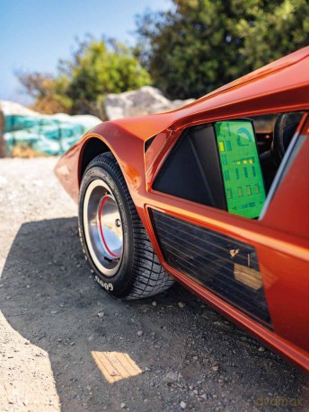 Iconic Classic Cars (Iconic Motors) - Kevin van Campenhout [KSIĄŻKA]