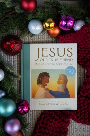 Jesus, Our True Friend: Stories to Fill Your Heart With Joy (The Story of God's Great Love) - Sally Lloyd-Jones [KSIĄŻKA]