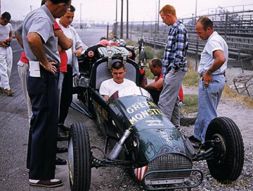 Lions Drag Strip: 1955-1972 - Lou Hart [KSIĄŻKA]